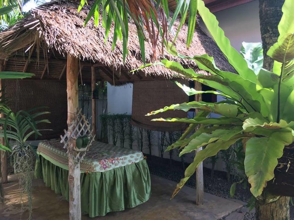 Samakkee Resort Rawai Экстерьер фото