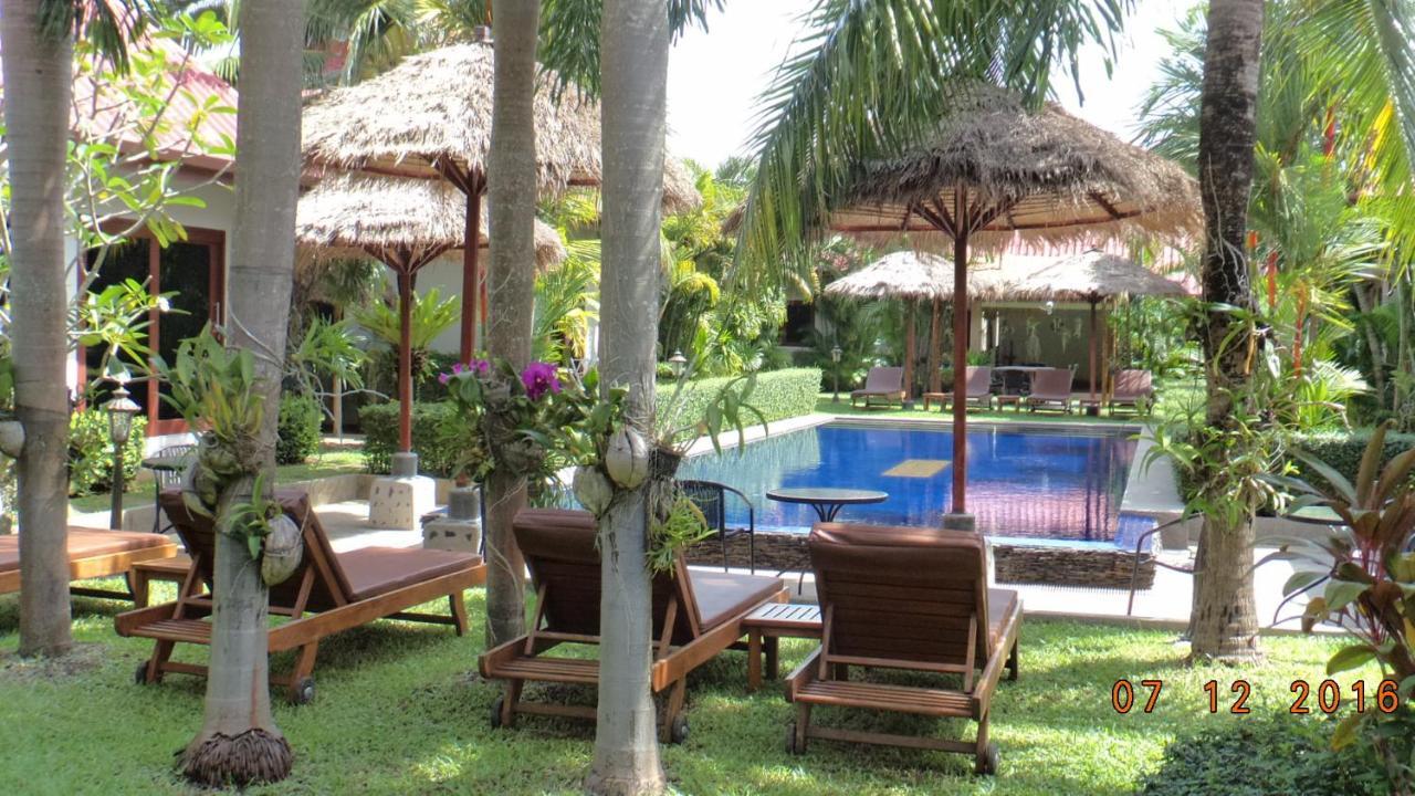 Samakkee Resort Rawai Экстерьер фото
