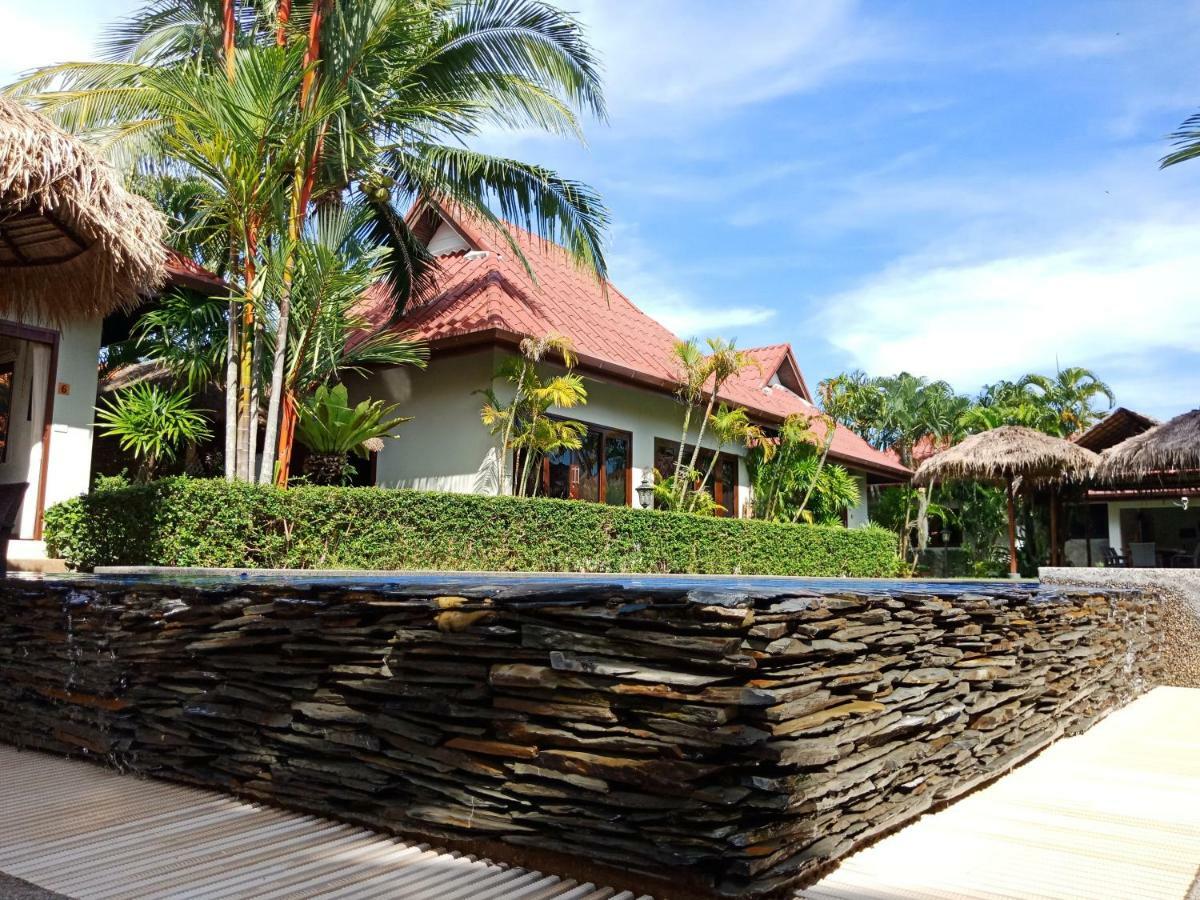 Samakkee Resort Rawai Экстерьер фото