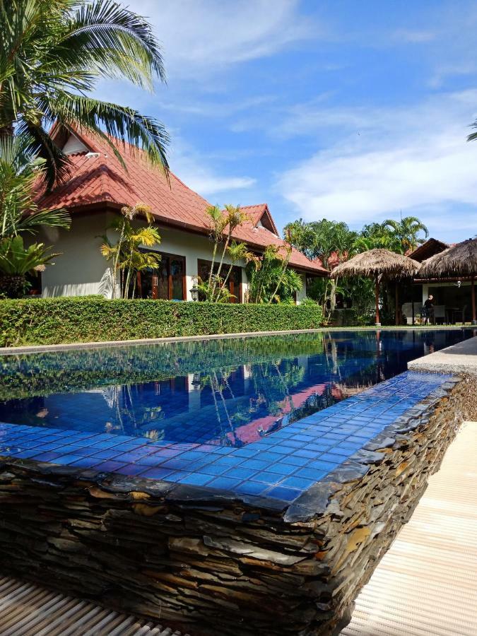 Samakkee Resort Rawai Экстерьер фото